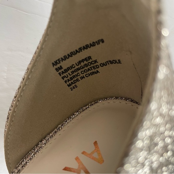 Anne Klein Fararia Anne Platinum Ankle Strap Point Toe Heels Pump Size 8 NWT box - Picture 14 of 15